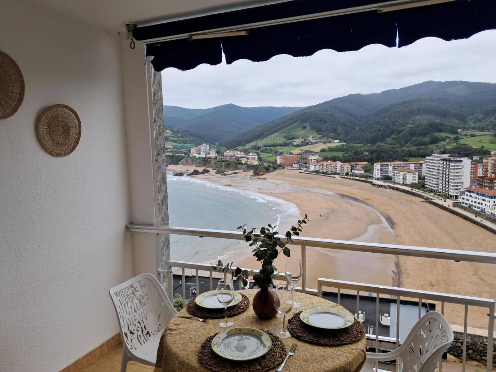 El Balcon De Bakio Lägenhet Exteriör bild